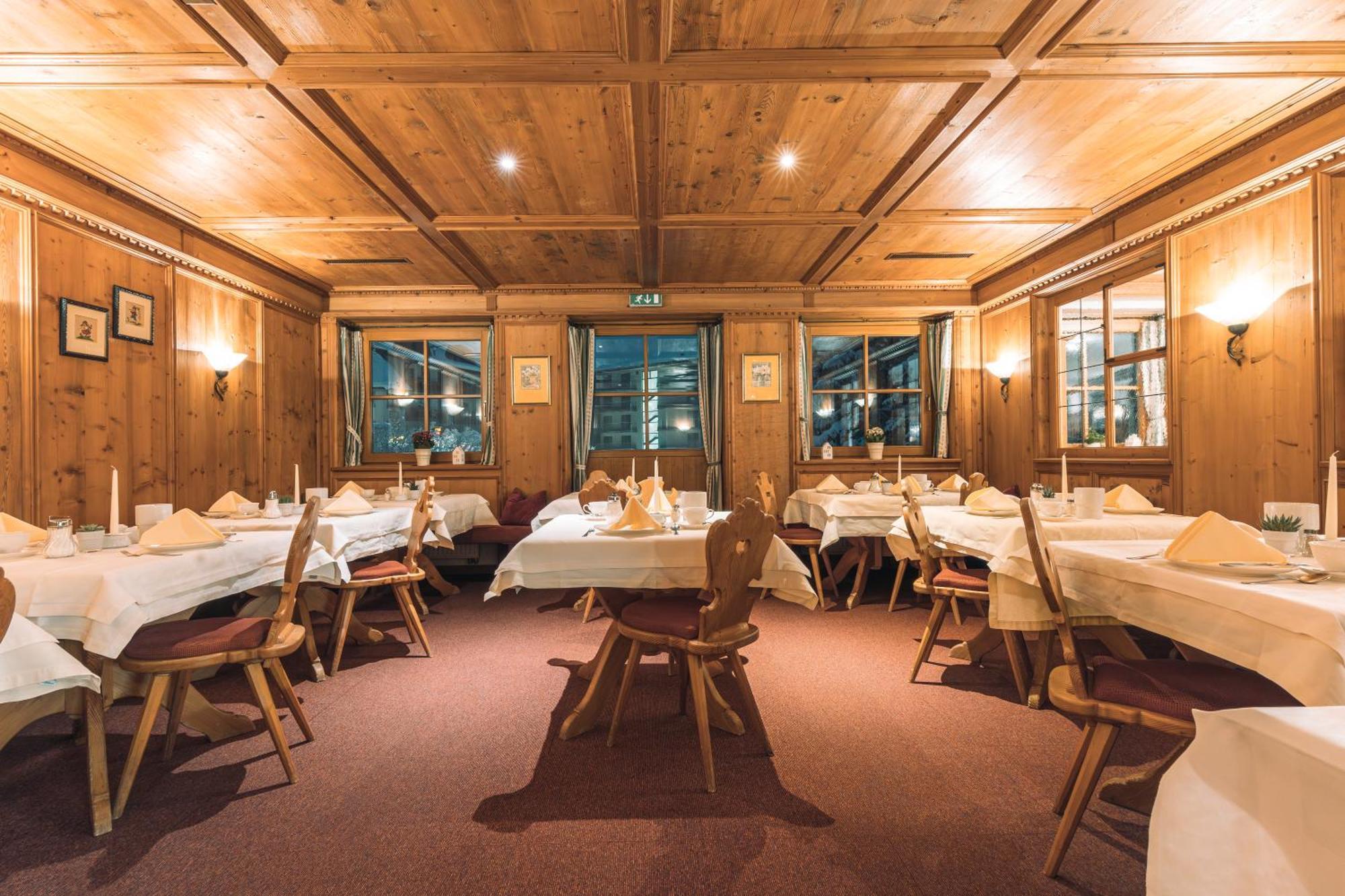 אישגל Hotel Olympia מראה חיצוני תמונה