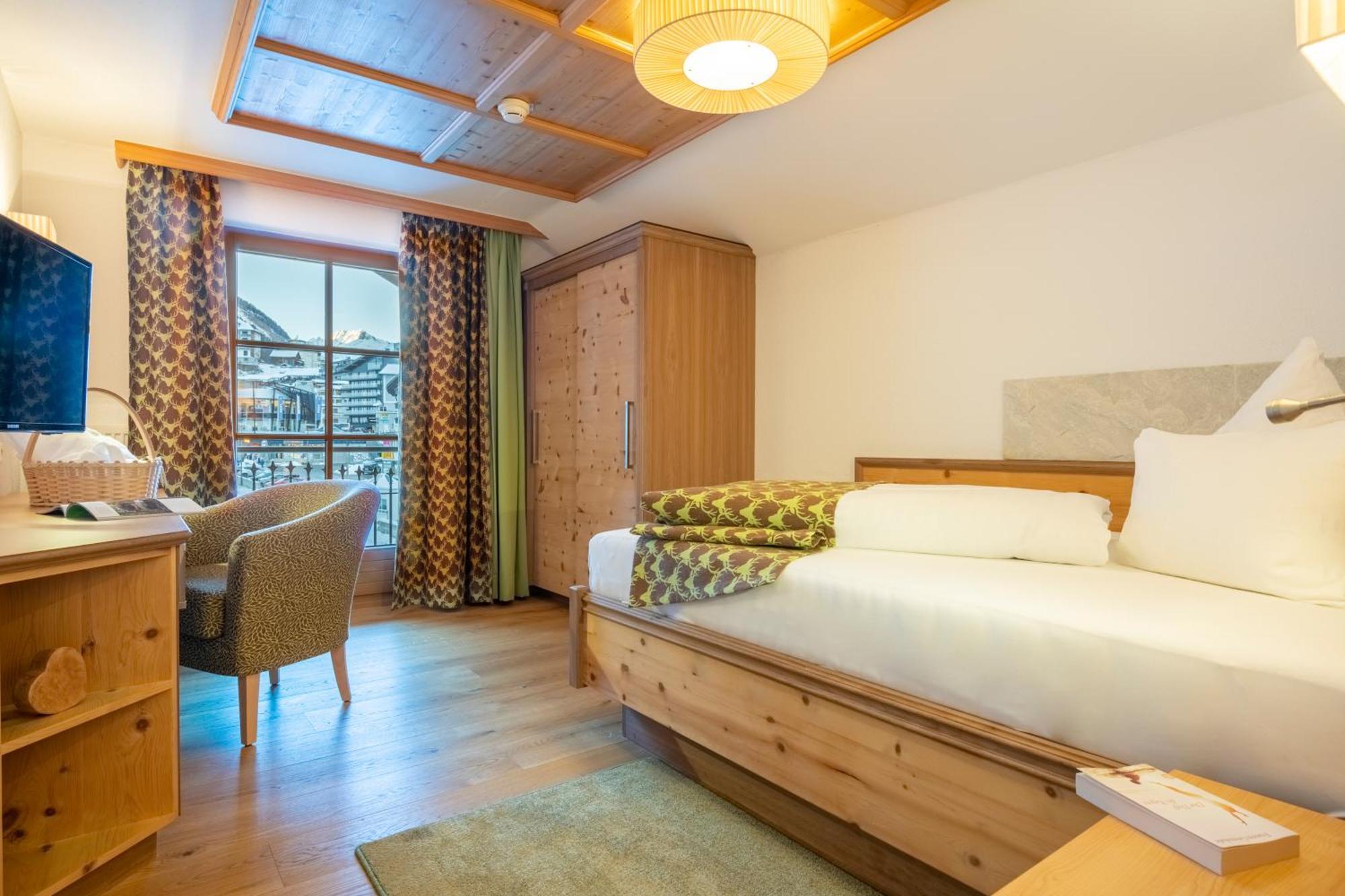 אישגל Hotel Olympia מראה חיצוני תמונה