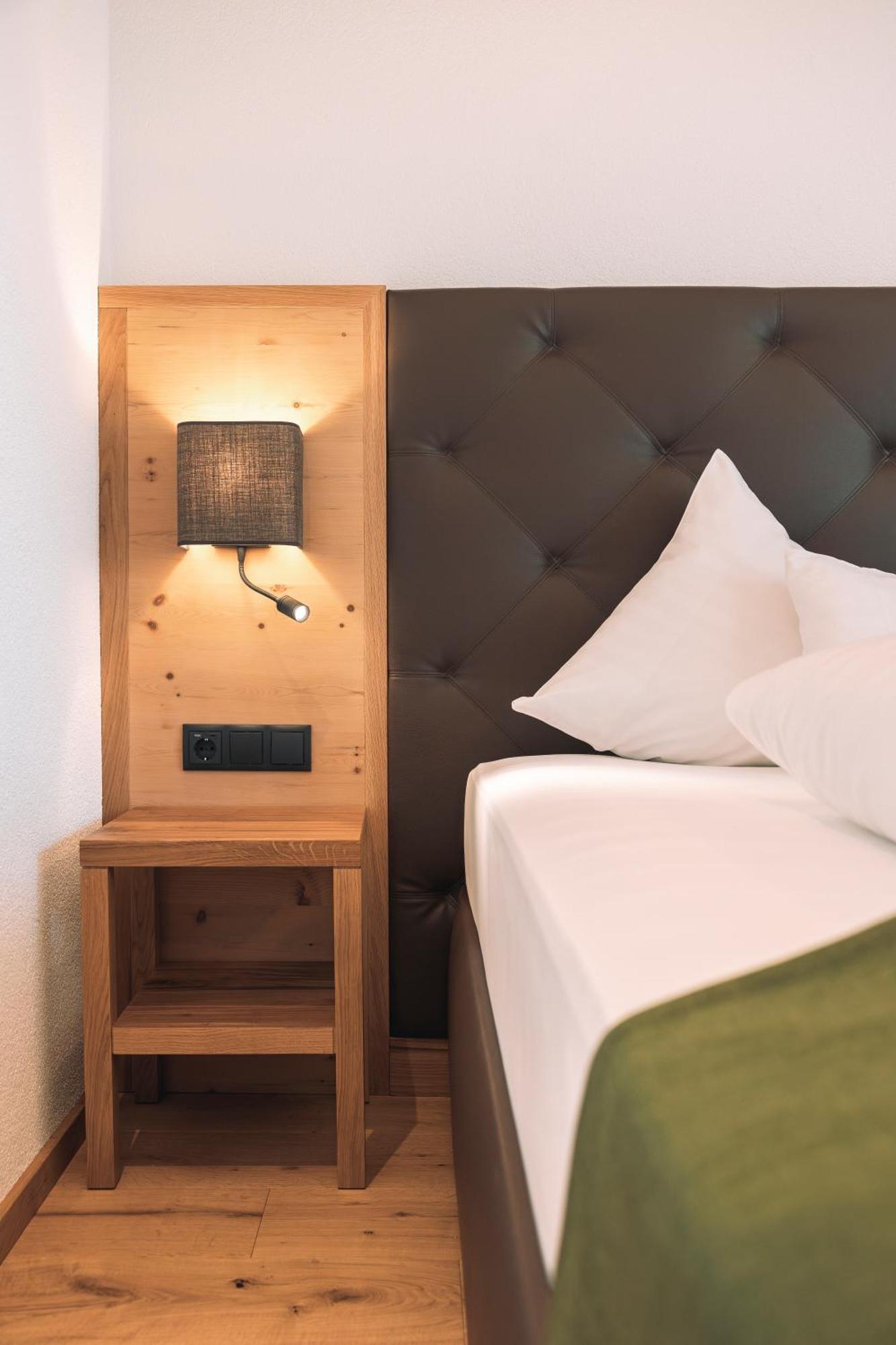 אישגל Hotel Olympia מראה חיצוני תמונה